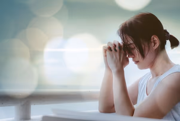 การอธิษฐานเมื่อใจพัง: บทสนทนาที่เปลี่ยนทุกอย่างได้